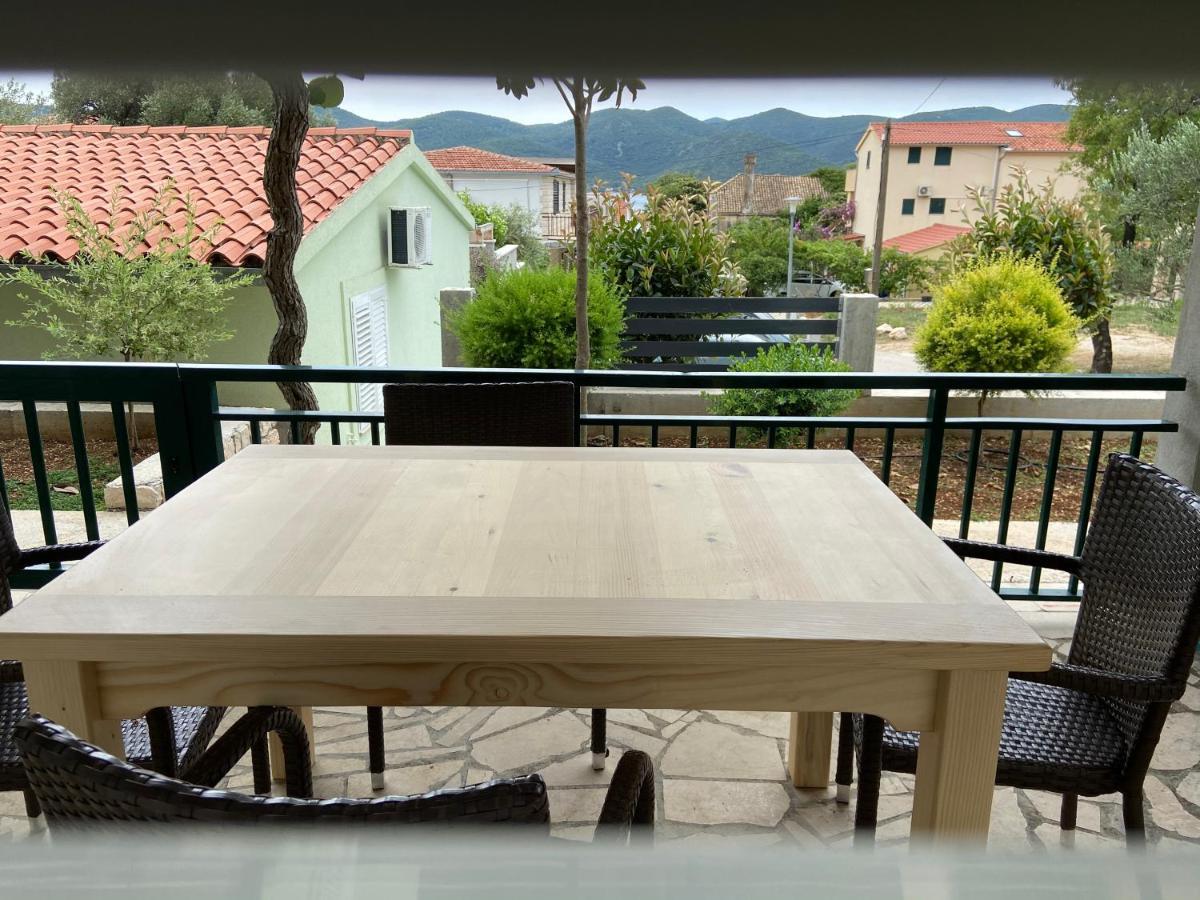 Apartmani Ortolio Viganj Eksteriør bilde